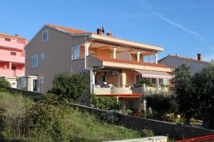 Apartment Novalja 9334d 