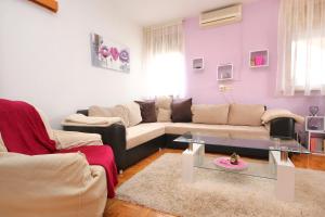 Apartments by the sea Mastrinka, Ciovo - 9447