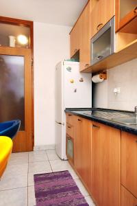 Apartments by the sea Mastrinka, Ciovo - 9447