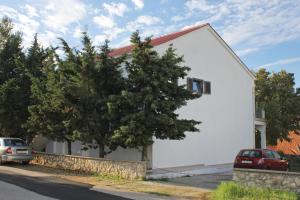 Apartments with a parking space Novalja, Pag - 9359 - 3hvězdičkové hotely ve městě Novalja