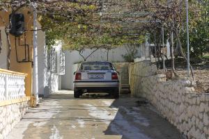 Apartments with a parking space Vlasici, Pag - 9348