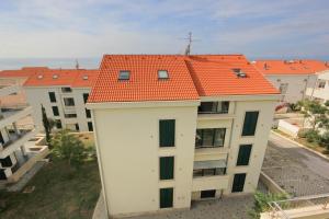 Apartments with a parking space Novalja, Pag - 9427 