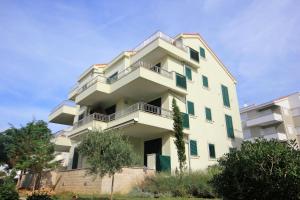 Apartments with a parking space Novalja, Pag - 9343 - 3hvězdičkové hotely ve městě Novalja