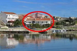 Apartments by the sea Kustici, Pag - 9360 - Zubovići
