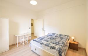 2 Bedroom Stunning Apartment In Rapallo