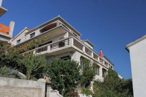 Apartments by the sea Zavalatica, Korcula - 9315