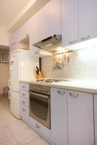 Apartments with WiFi Omis - 9460