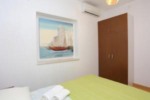 Apartments by the sea Slatine, Ciovo - 9453