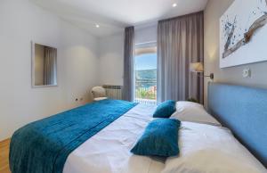 Apartments with parking space Rabac, Labin - 9652