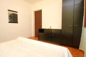 Apartments by the sea Stara Novalja, Pag - 9347