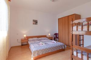 Apartments by the sea Cove Zaglav, Korcula - 9320