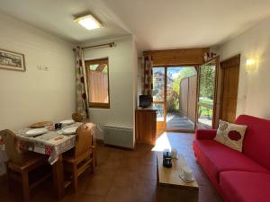 Appartements Studio Cabine Praz-sur-Arly - 4 pers, Terrasse, Piscine, Parking, Proche village et pistes - FR-1-603-63 : photos des chambres