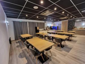 Hotels Hotel Restaurant Le Relais - Pau Nord : photos des chambres