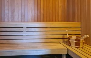 Cozy Home In Krems Iiwarderbrück