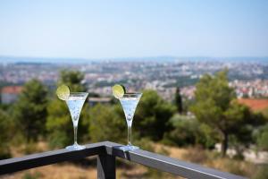 Villa Dorso with heated pool 