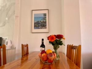 Sunny 2-bedroom apartment in Parque Santiago II