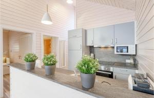 Stunning Home In Krems Iiwarderbrück With Sauna
