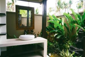VILLA JUAN - A Beach Front Villa in General Luna Siargao
