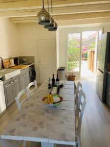 Villas Les Abelins Farmhouse private pool, covered barn : photos des chambres