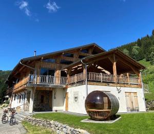 Chalets Luxury Chalet, stunning views with hot tub & sauna : photos des chambres