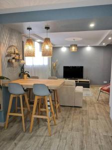 Petit Paradis Cosy T1 Bis 40m2 Indépendent Studio en Maison avec Jardin & Parking Gratuit