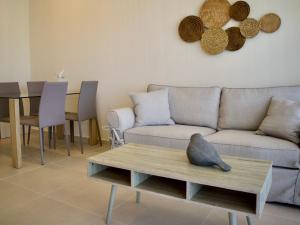 Resitour - Aphrodite Beachfront