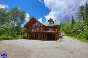 Chalet Le St-Côme - SPA- Billard- PISCINE by Galaxia - Saint-Zénon