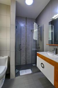 Fenesi Gardens Apartments