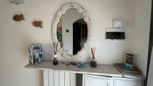 Casa Souad, a cheerful and charming beach view 2 bedroom house and free parking