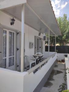 Victorys house, 3min walk to Skalas sandy beach