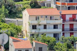 Apartments with a parking space Hvar - 9658