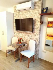 Apartments with a parking space Hvar - 9658