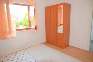 Apartments by the sea Poljica, Trogir - 10237