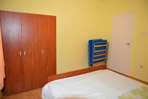 Apartments by the sea Poljica, Trogir - 10237