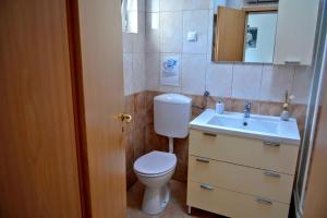 Apartments by the sea Brna, Korcula - 10065