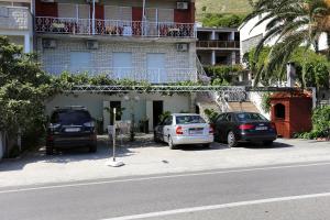 Apartments by the sea Duce, Omis - 10304