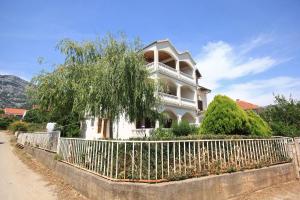 Apartments with a parking space Orebic, Peljesac - 10193