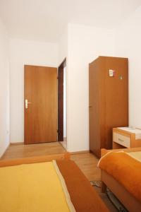 Apartments with parking space Orebic, Peljesac - 10073