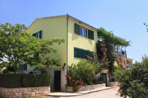 Apartments by the sea Loviste, Peljesac - 10255