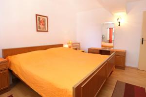 Apartments by the sea Lumbarda, Korcula - 9480