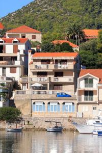 Apartments by the sea Brna, Korcula - 10057