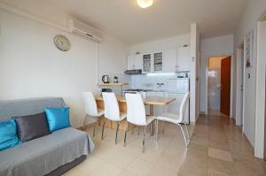 Apartments by the sea Prizba, Korcula - 10063