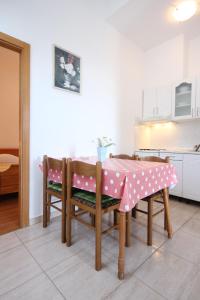 Apartments with parking space Orebic, Peljesac - 10086