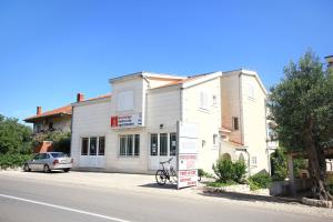 Apartments with a parking space Orebic, Peljesac - 10092