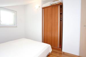 Apartments by the sea Viganj, Peljesac - 10116