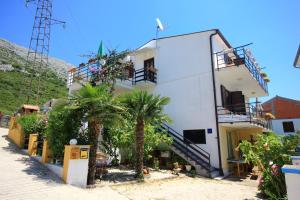 Apartments by the sea Kuciste - Perna, Peljesac - 10198