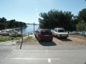 Apartments by the sea Trogir - 9667