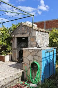 Apartments with a parking space Orebic Peljesac 10118