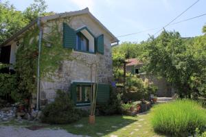 Apartments for families with children Sveta Jelena, Opatija - 9676 