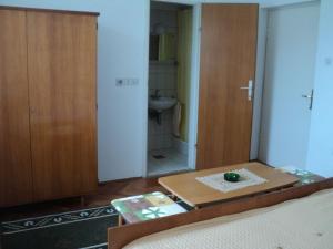 Double Room Banjol 11716b